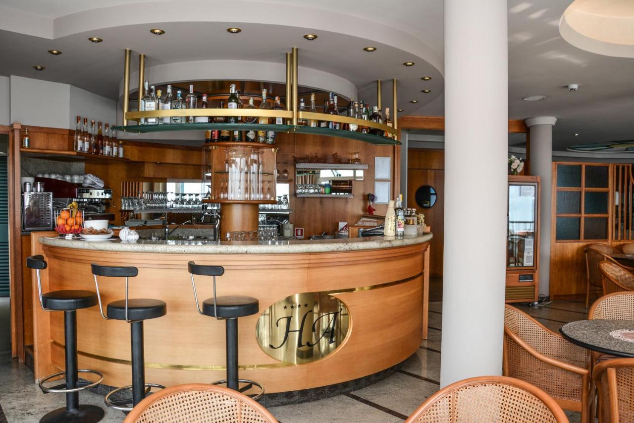 Astor Hotel 4*
